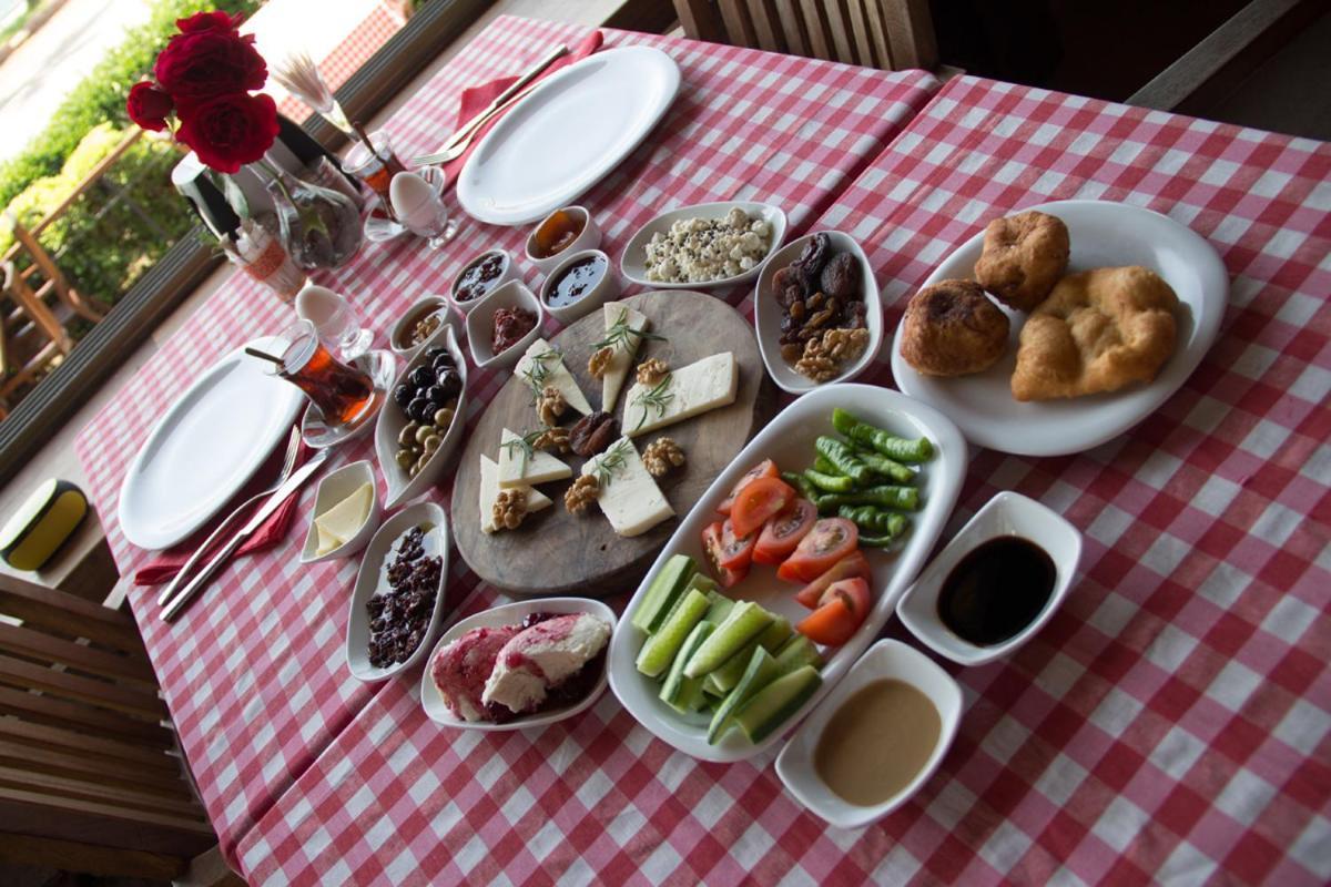 Aliye Hanim Hotel Ayvalı エクステリア 写真