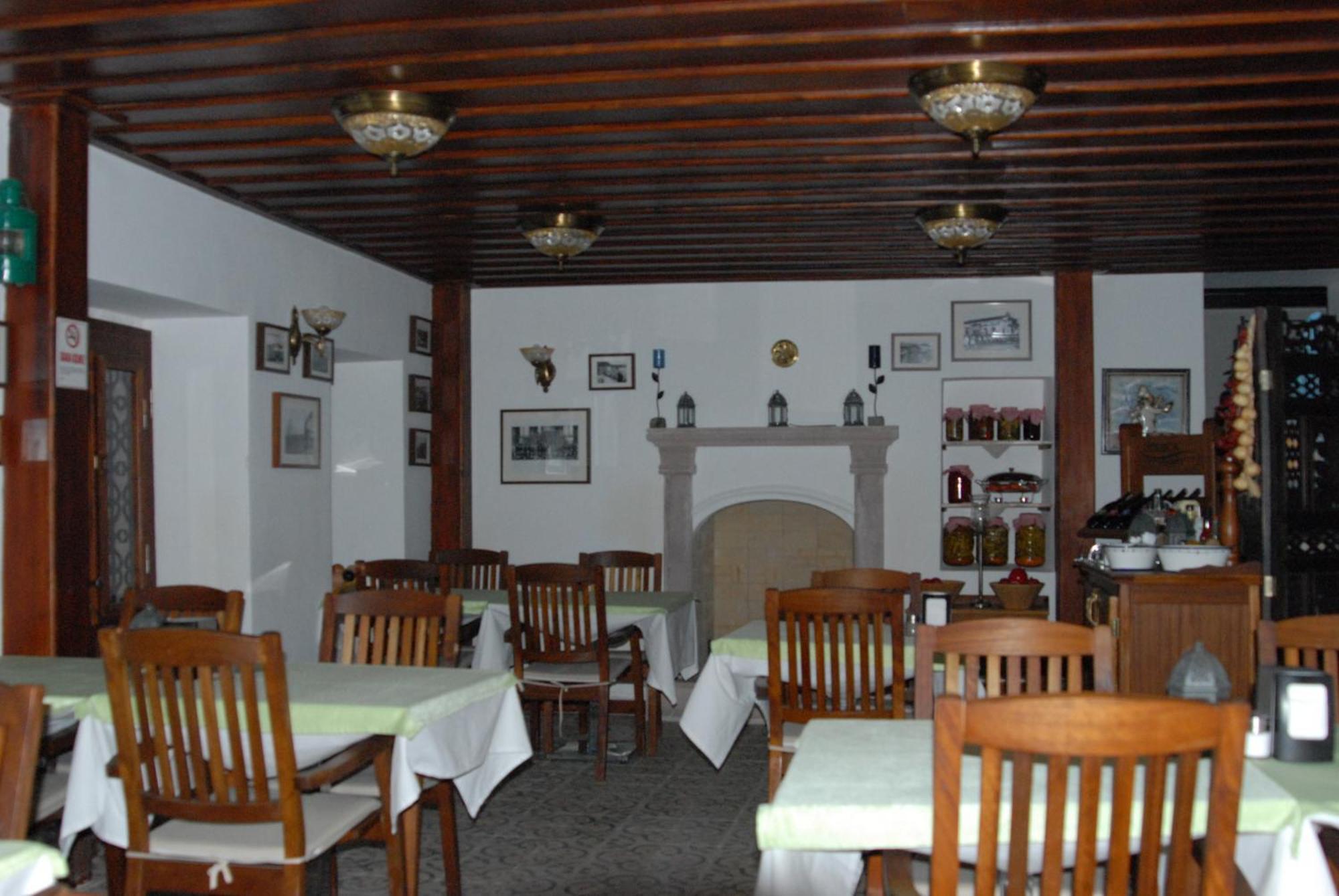 Aliye Hanim Hotel Ayvalı エクステリア 写真