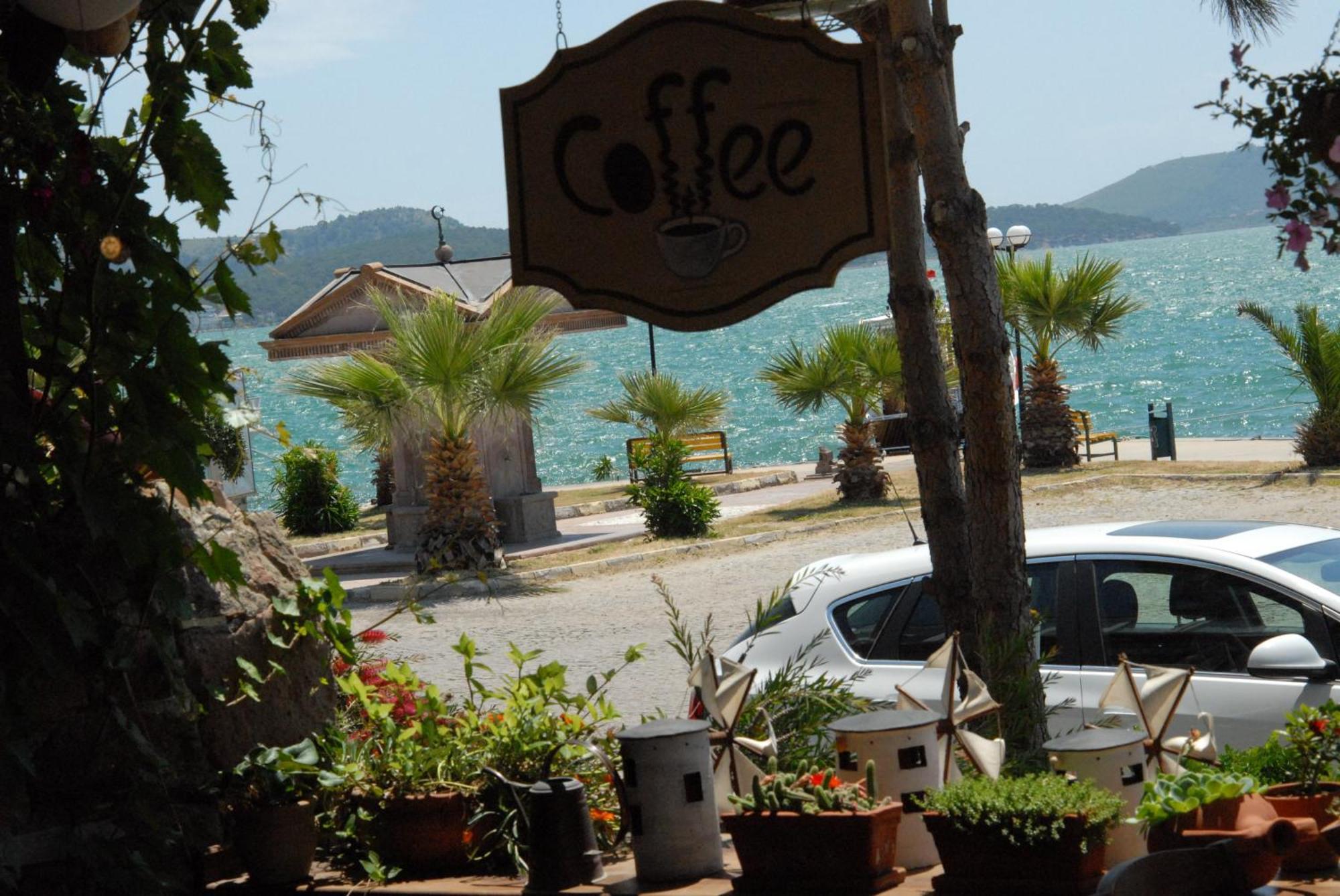 Aliye Hanim Hotel Ayvalı エクステリア 写真
